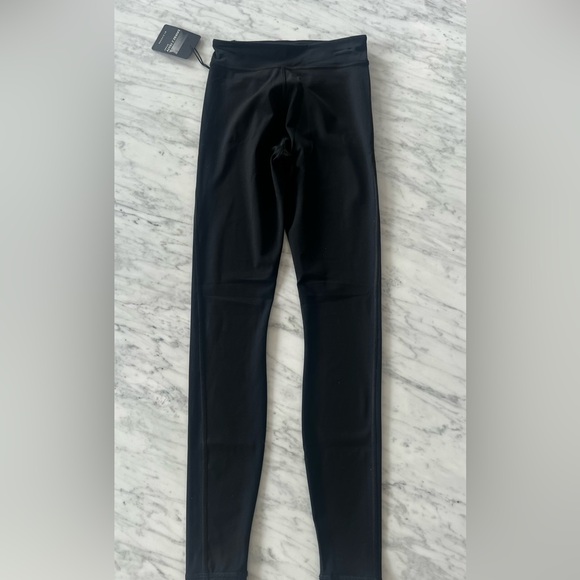 NWT $69 Savage X Fenty XCCENTUATE HIGH-WAIST LEGGING Yoga Pants black Caviar XS - Picture 8 of 10